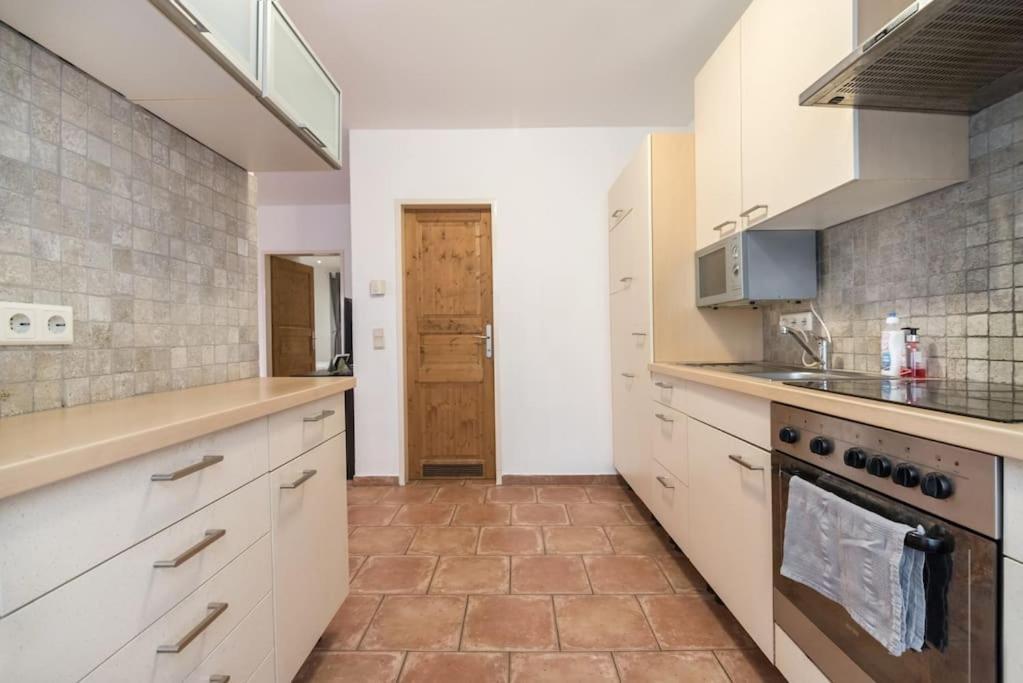 Spacious Central Apartment Wien Eksteriør billede