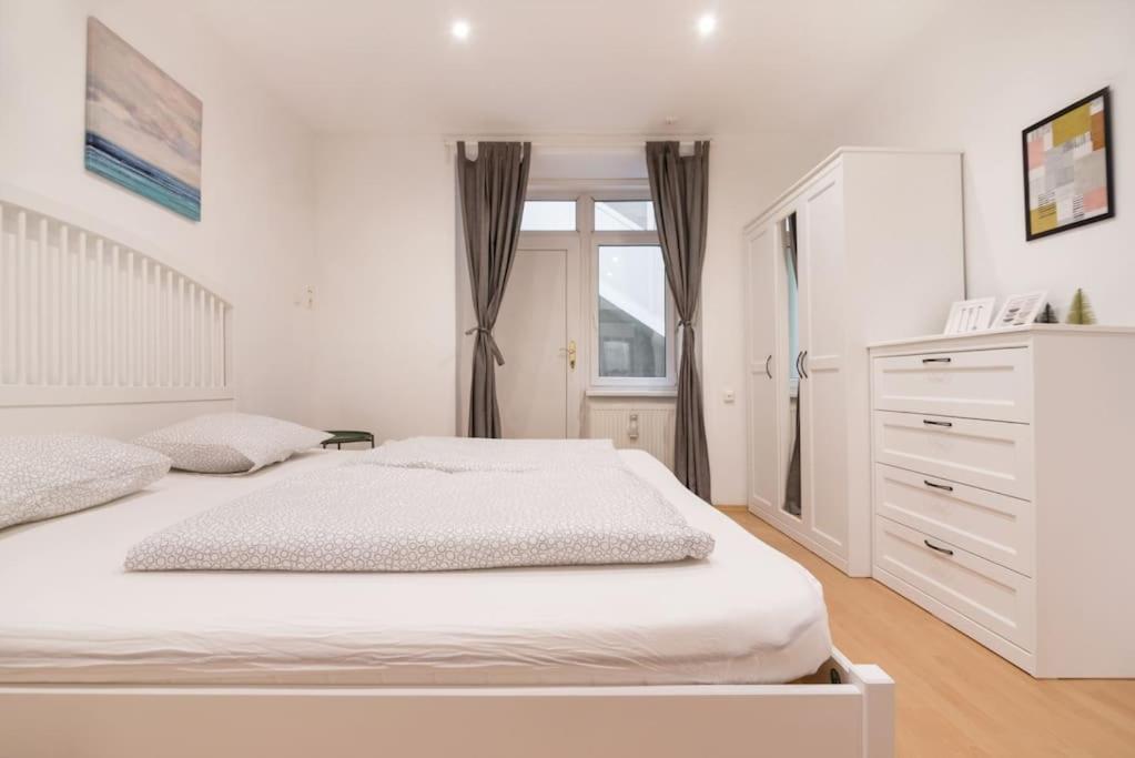 Spacious Central Apartment Wien Eksteriør billede